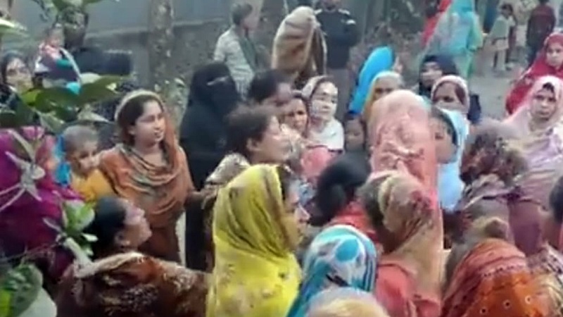 কুমিল্লায় প্রবাসীর স্ত্রী ও দুই শিশুর গলাকাটা মরদেহ উদ্ধার