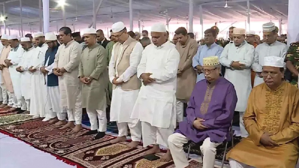 ঈদের নামাজ আদায় করলেন রাষ্ট্রপতি-প্রধানমন্ত্রী, অংশ নিলেন বিশিষ্টজনরাও