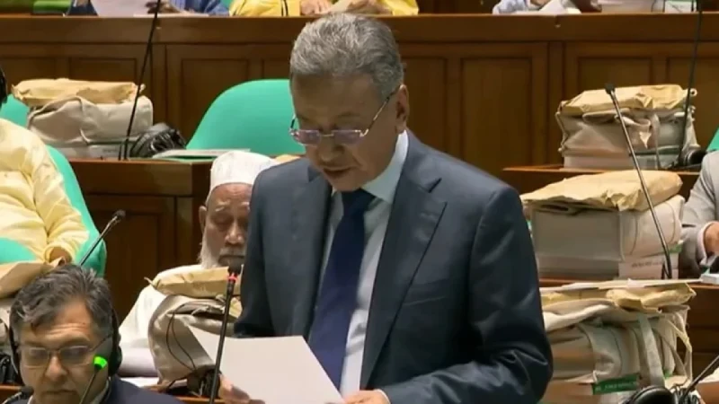 আগামী ১ জুলাই ২০২৬ হতে ধাপে ধাপে সরকারি চাকরিজীবীদের বেতন বৃদ্ধির ঘোষণা